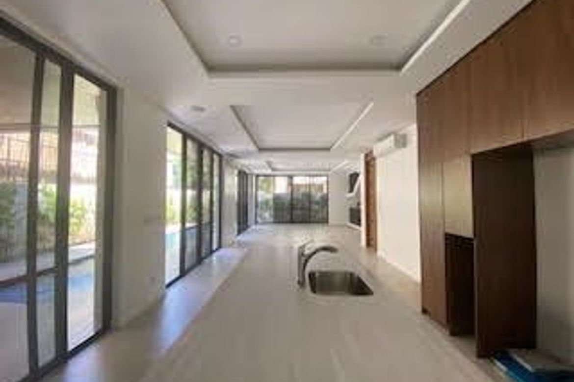 4 Bedroom House for Sale in New Alabang Village, Muntinlupa, Metro Manila – photo 7