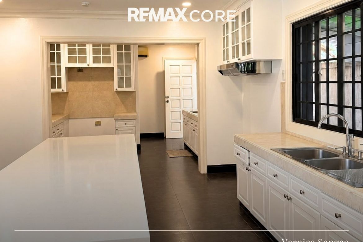 4 Bedroom House for Sale in New Alabang Village, Muntinlupa, Metro Manila – photo 3