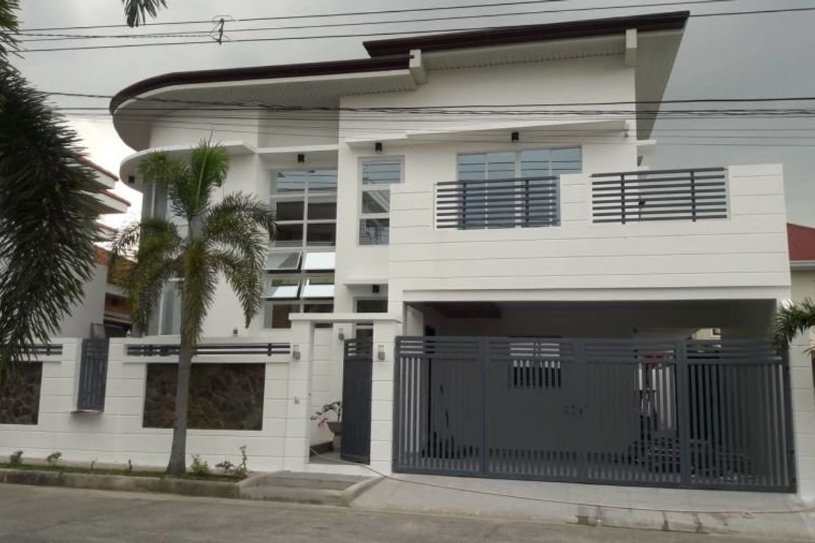 4 Bedroom House for Sale in Ninoy Aquino, Angeles, Pampanga
