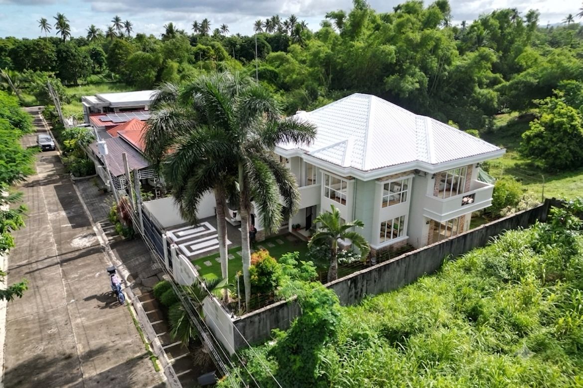 4 Bedroom House for Sale in Pacol, Naga, Camarines Sur