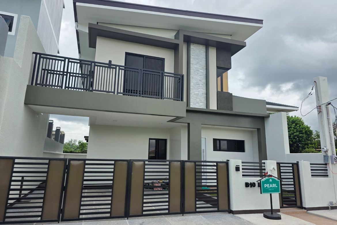 4 Bedroom House for Sale in Paliparan I, Dasmariñas, Cavite