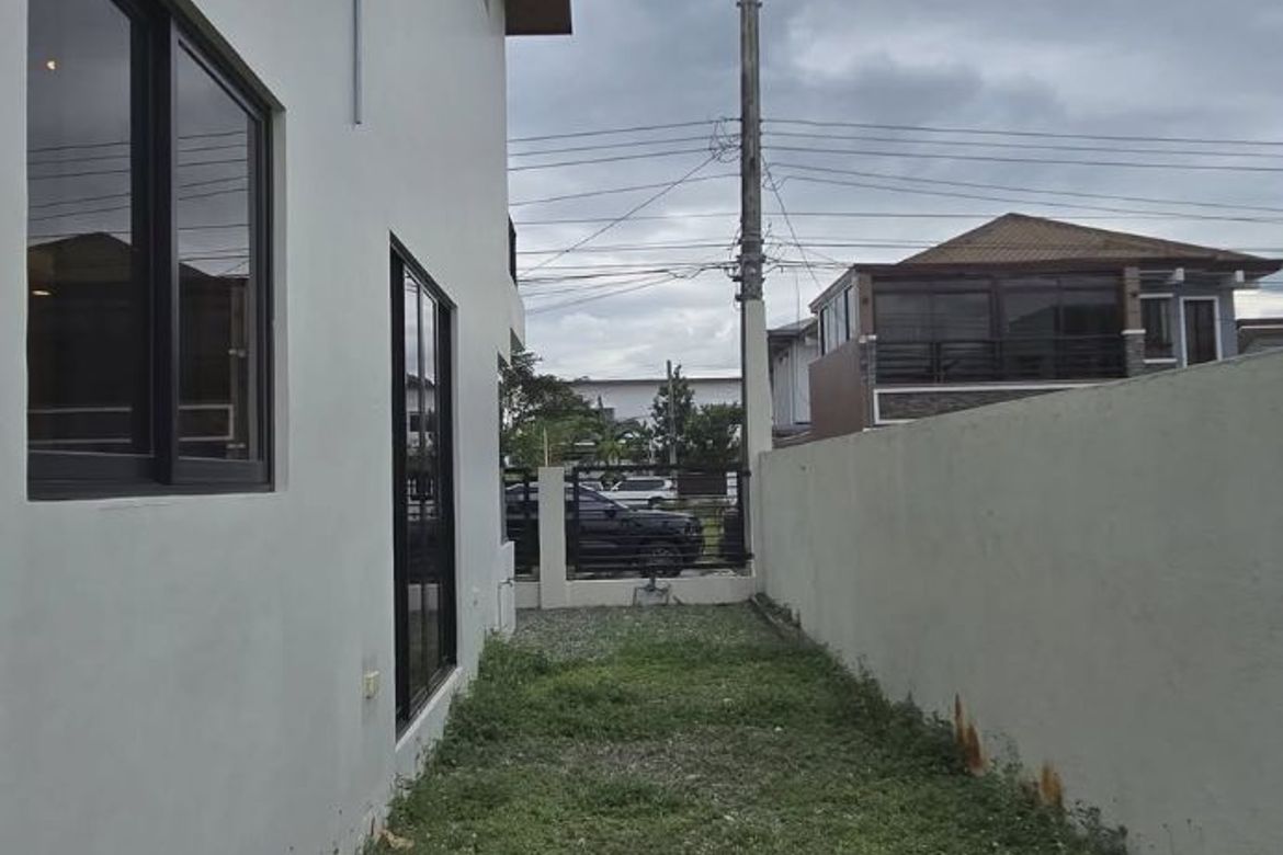 4 Bedroom House for Sale in Pampang, Angeles, Pampanga – photo 4