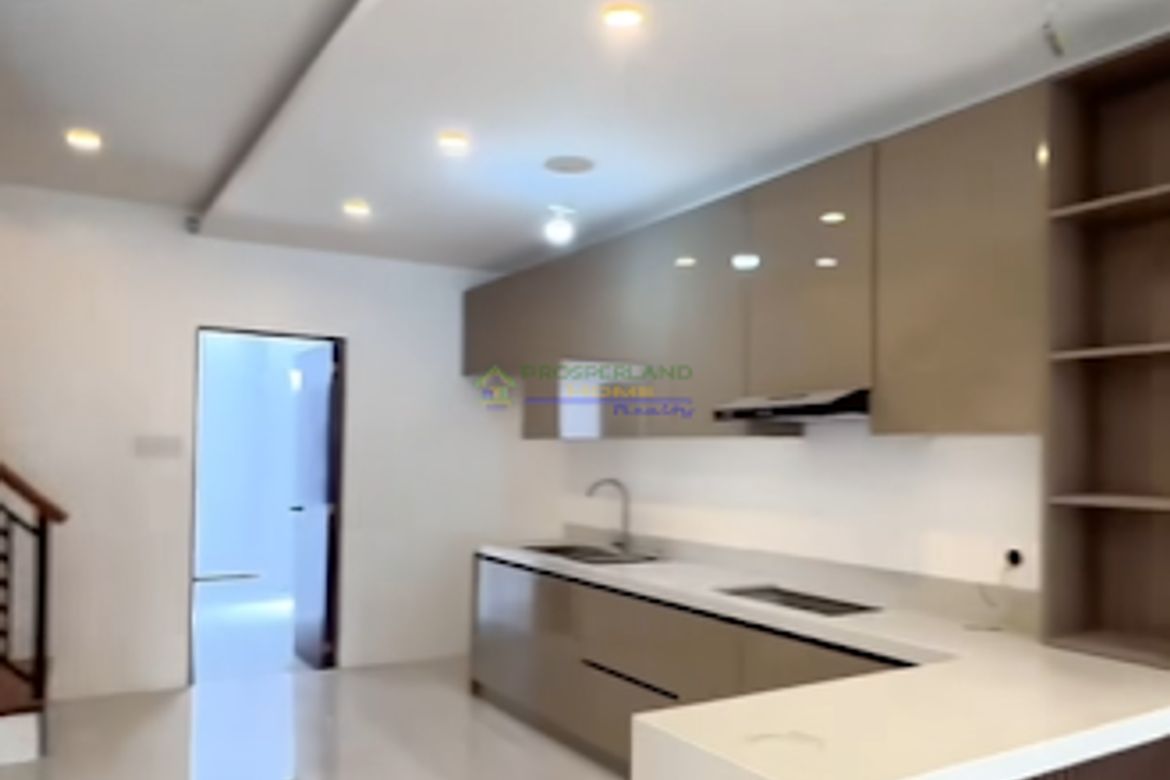 4 Bedroom House for Sale in Pamplona Dos, Las Piñas, Metro Manila – photo 4