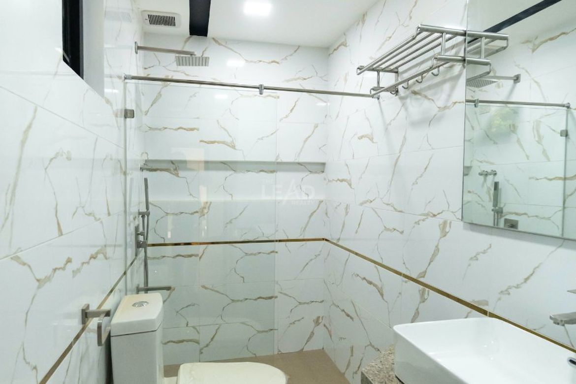 4 Bedroom House for Sale in Pansol, Quezon City, Metro Manila – photo 8