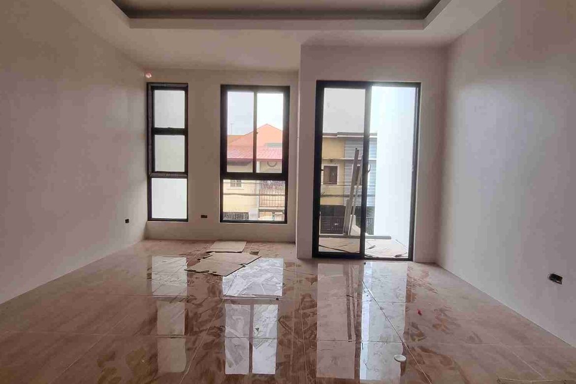 4 Bedroom House for Sale in Parang, Marikina, Metro Manila – photo 8