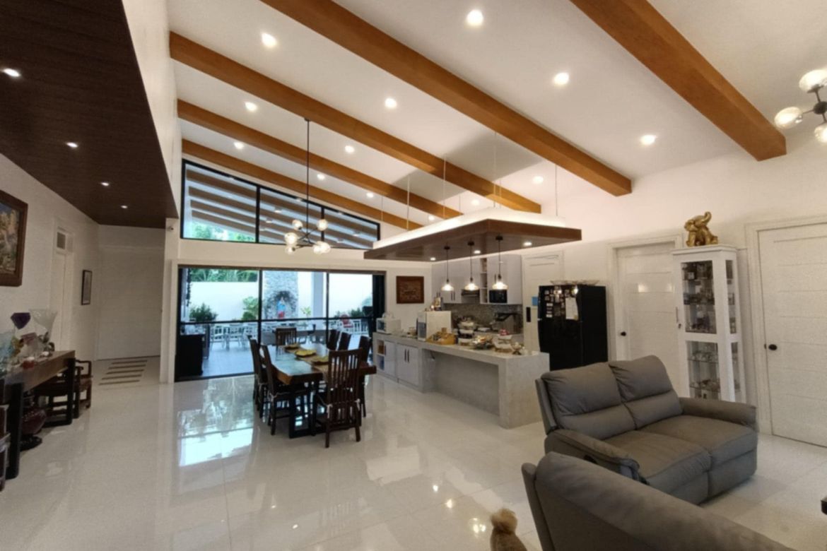 4 Bedroom House for Sale in Pasong Langka, Silang, Cavite