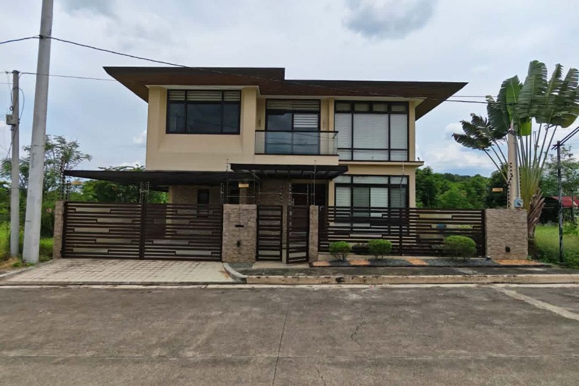 4 Bedroom House for Sale in Pasong Putik Proper, Quezon City, Metro Manila – photo 3