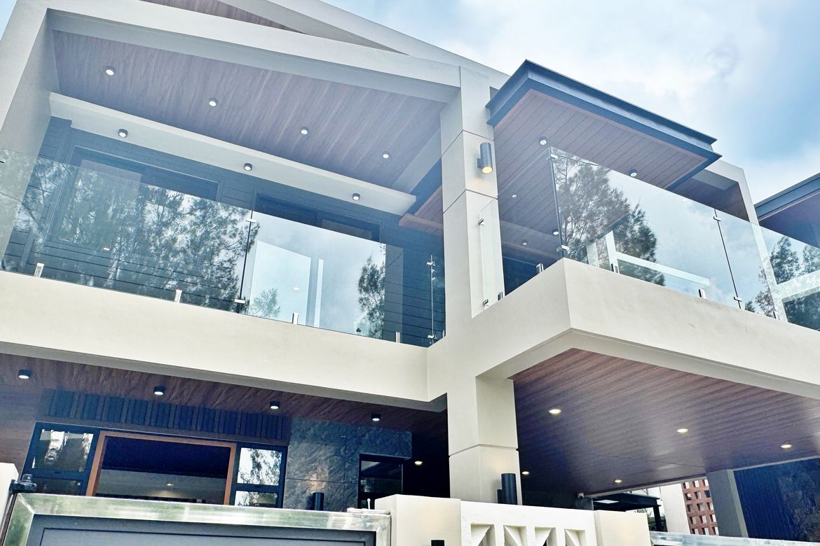 4 Bedroom House for Sale in Patutong Malaki North, Tagaytay, Cavite