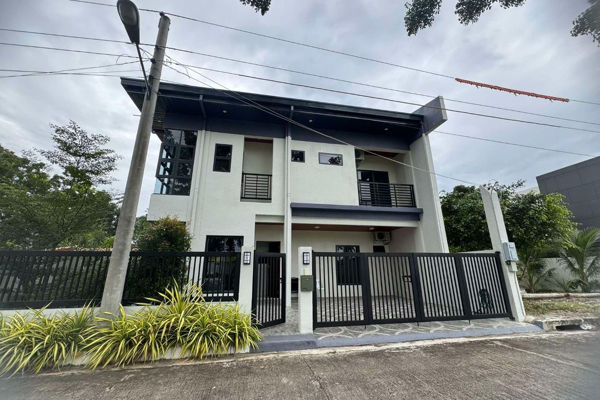 4 Bedroom House for Sale in Perrelos, Carcar, Cebu