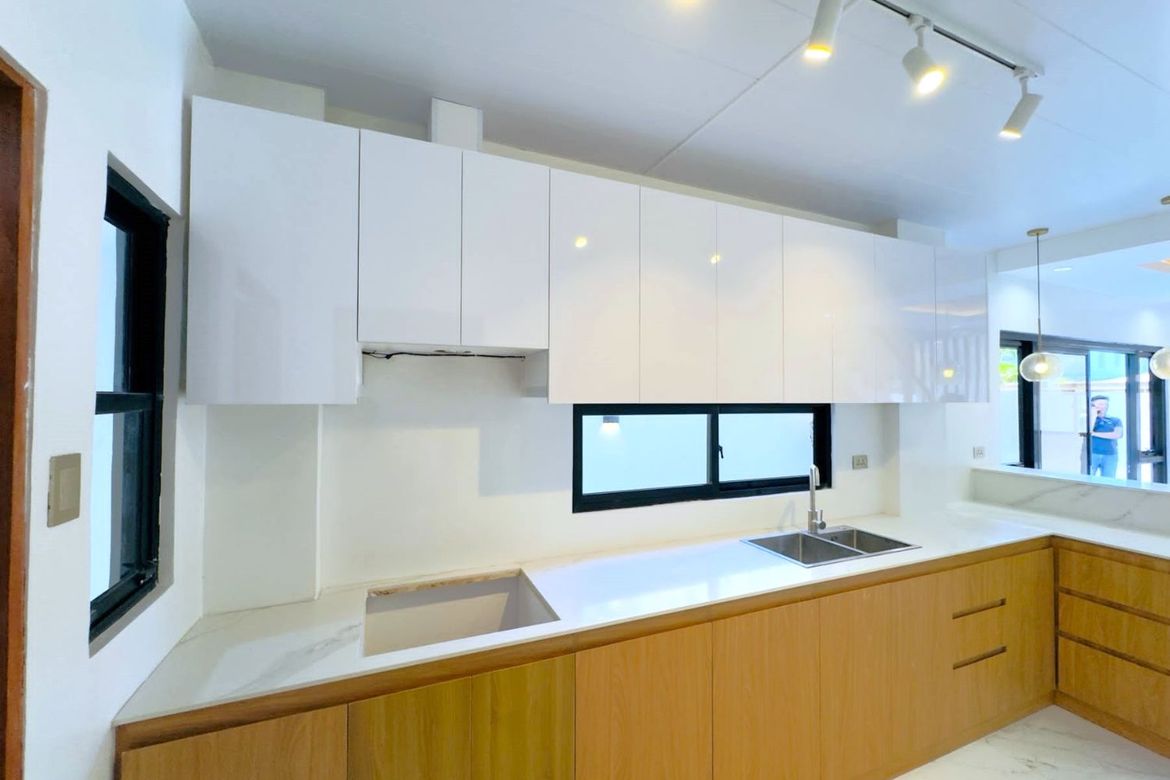 4 Bedroom House for Sale in Pilar, Las Piñas, Metro Manila – photo 7