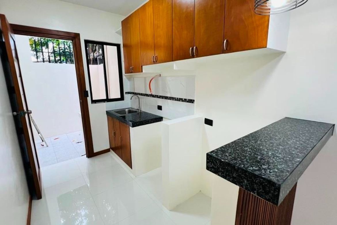 4 Bedroom House for Sale in Pilar, Las Piñas, Metro Manila – photo 7