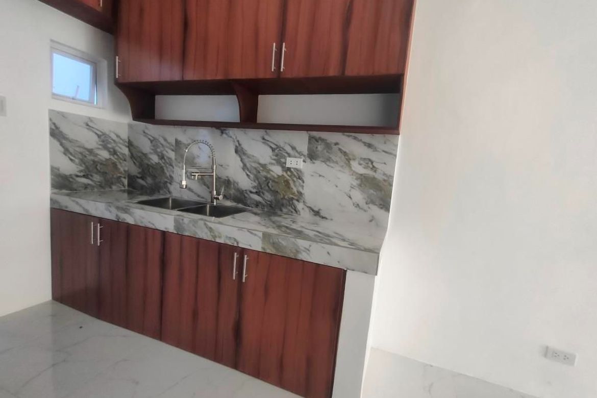 4 Bedroom House for Sale in Pilar, Las Piñas, Metro Manila – photo 7