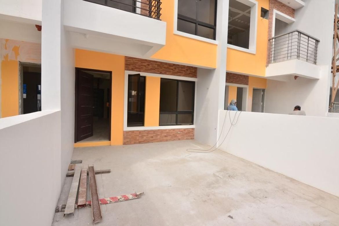 4 Bedroom House for Sale in Pilar, Las Piñas, Metro Manila – photo 4