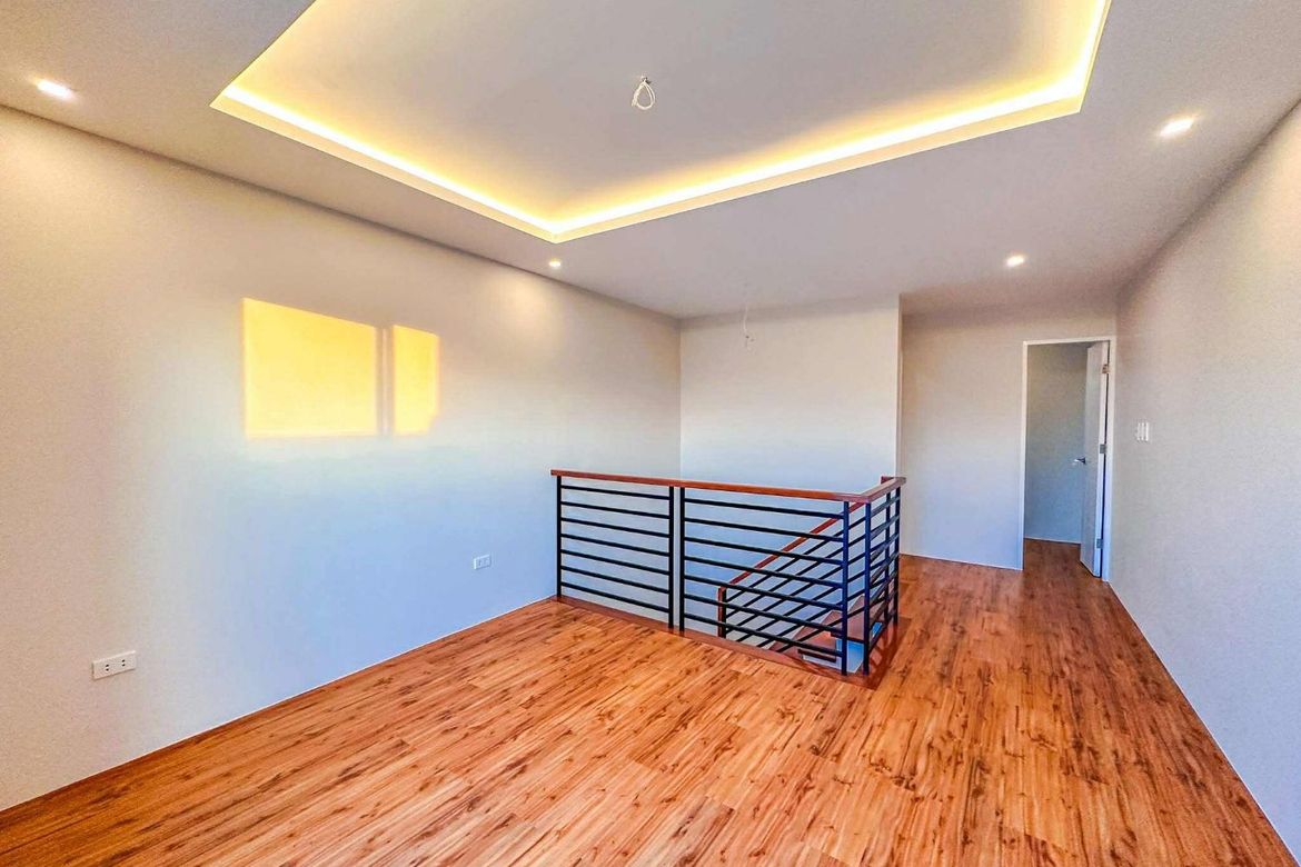 4 Bedroom House for Sale in Pilar, Las Piñas, Metro Manila – photo 2