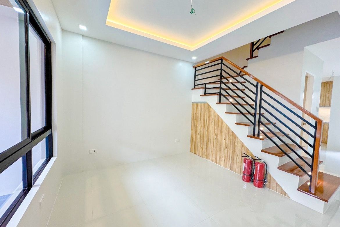 4 Bedroom House for Sale in Pilar, Las Piñas, Metro Manila – photo 3