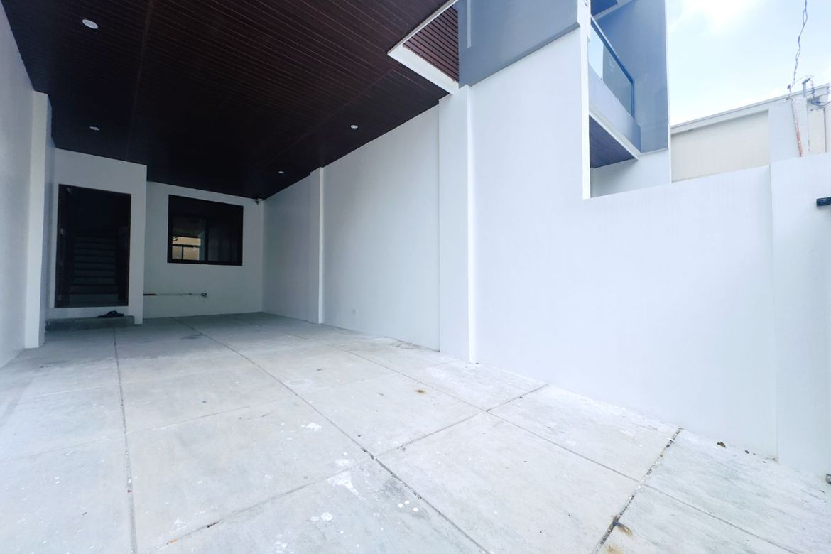 4 Bedroom House for Sale in Pilar, Las Piñas, Metro Manila – photo 2