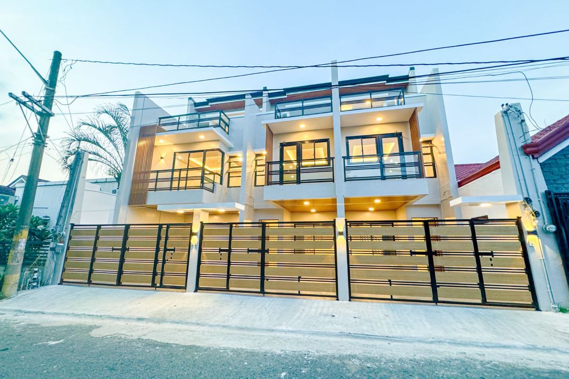 4 Bedroom House for Sale in Pilar, Las Piñas, Metro Manila