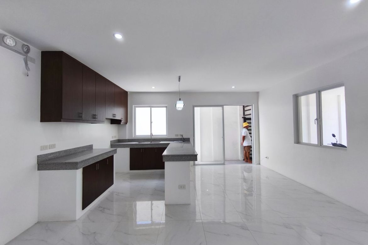 4 Bedroom House for Sale in Pinagbuhatan, Pasig, Metro Manila – photo 6