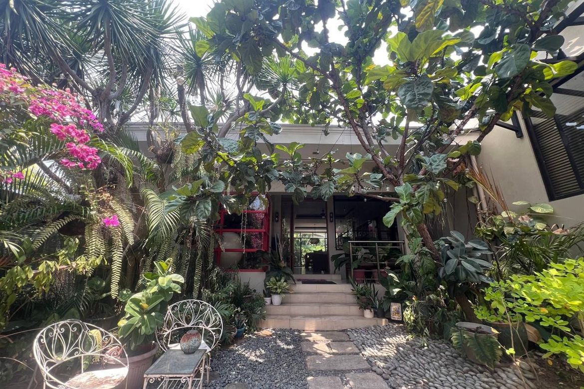 4 Bedroom House for Sale in Plainview, Mandaluyong, Metro Manila