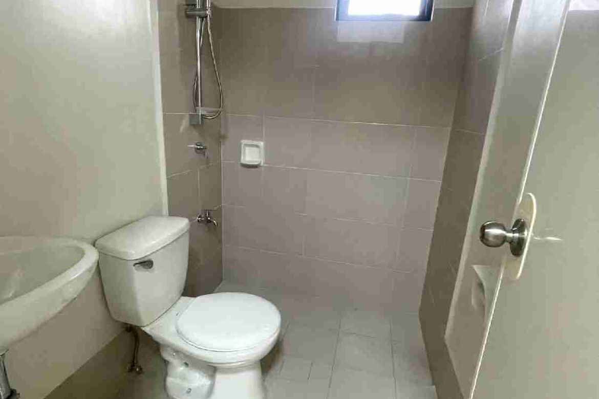 4 Bedroom House for Sale in Poblacion, Cordoba, Cebu – photo 8