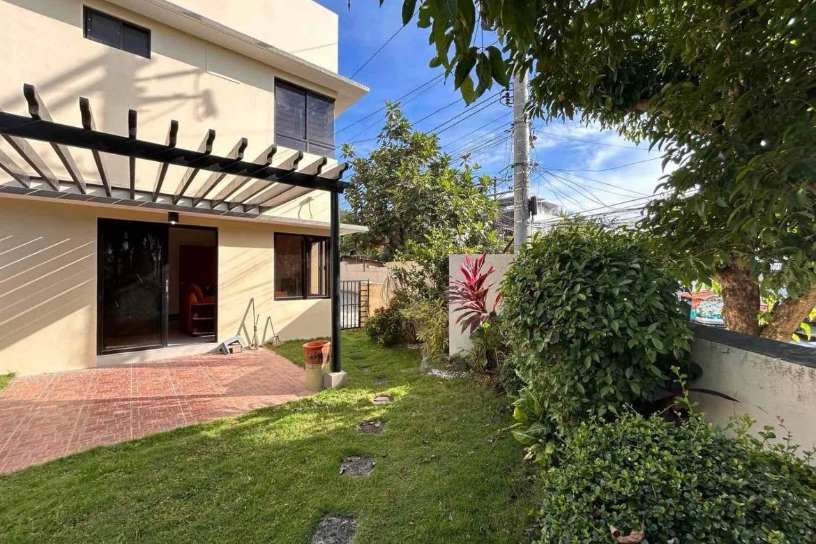 4 Bedroom House for Sale in Poblacion, Liloan, Cebu – photo 4