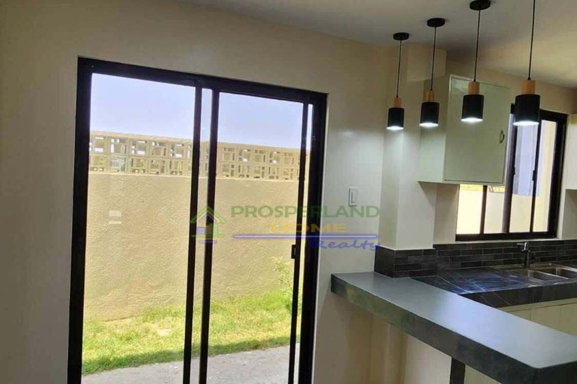 4 Bedroom House for Sale in Poblacion, Mangaldan, Pangasinan – photo 2