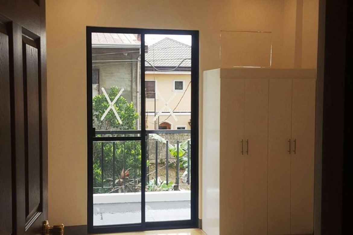4 Bedroom House for Sale in Poblacion, Muntinlupa, Metro Manila – photo 5