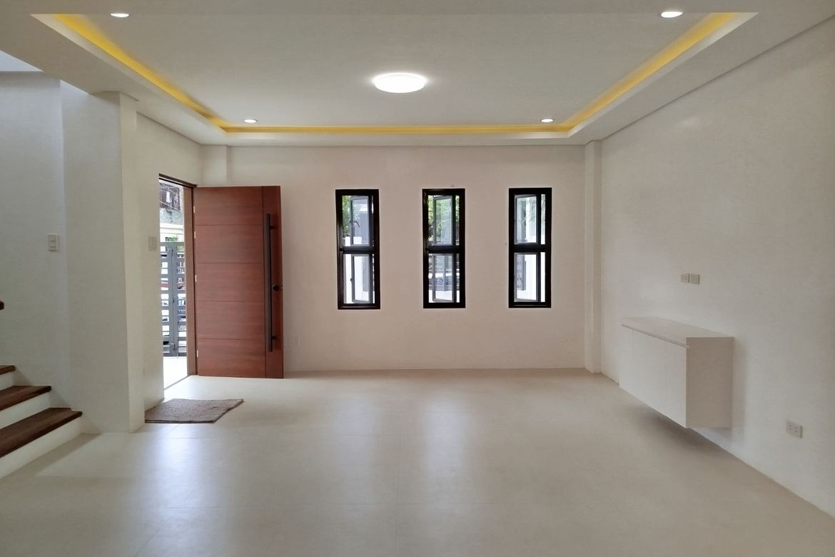 4 Bedroom House for Sale in Poblacion, Muntinlupa, Metro Manila – photo 5