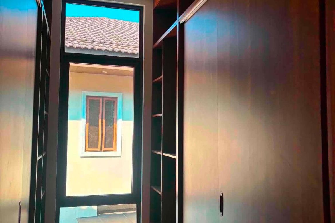 4 Bedroom House for Sale in Portofino Heights, Almanza Dos, Las Piñas, Metro Manila – photo 7