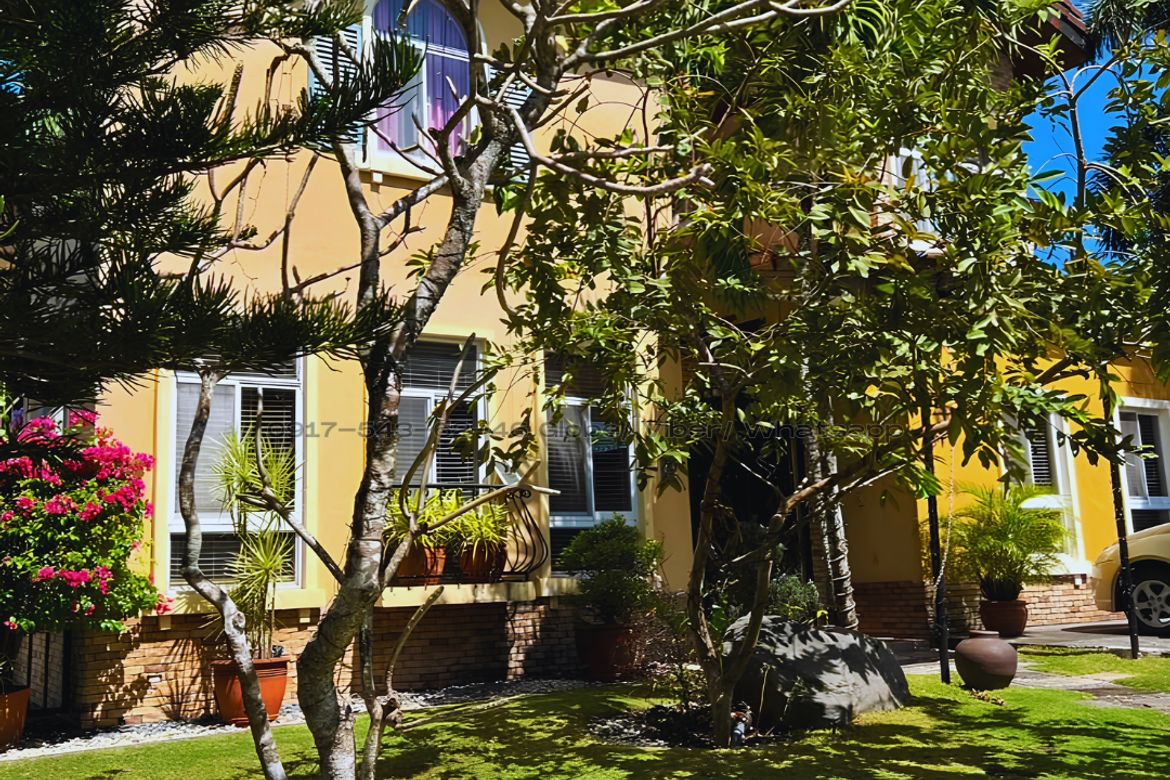 4 Bedroom House for Sale in Portofino South, Poblacion, Muntinlupa, Metro Manila – photo 3
