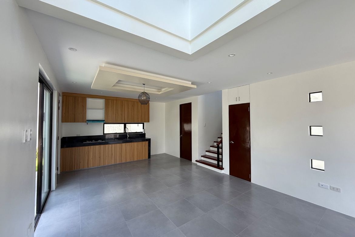 4 Bedroom House for Sale in Pramana Residential Park, Malitlit, Santa Rosa, Laguna – photo 5