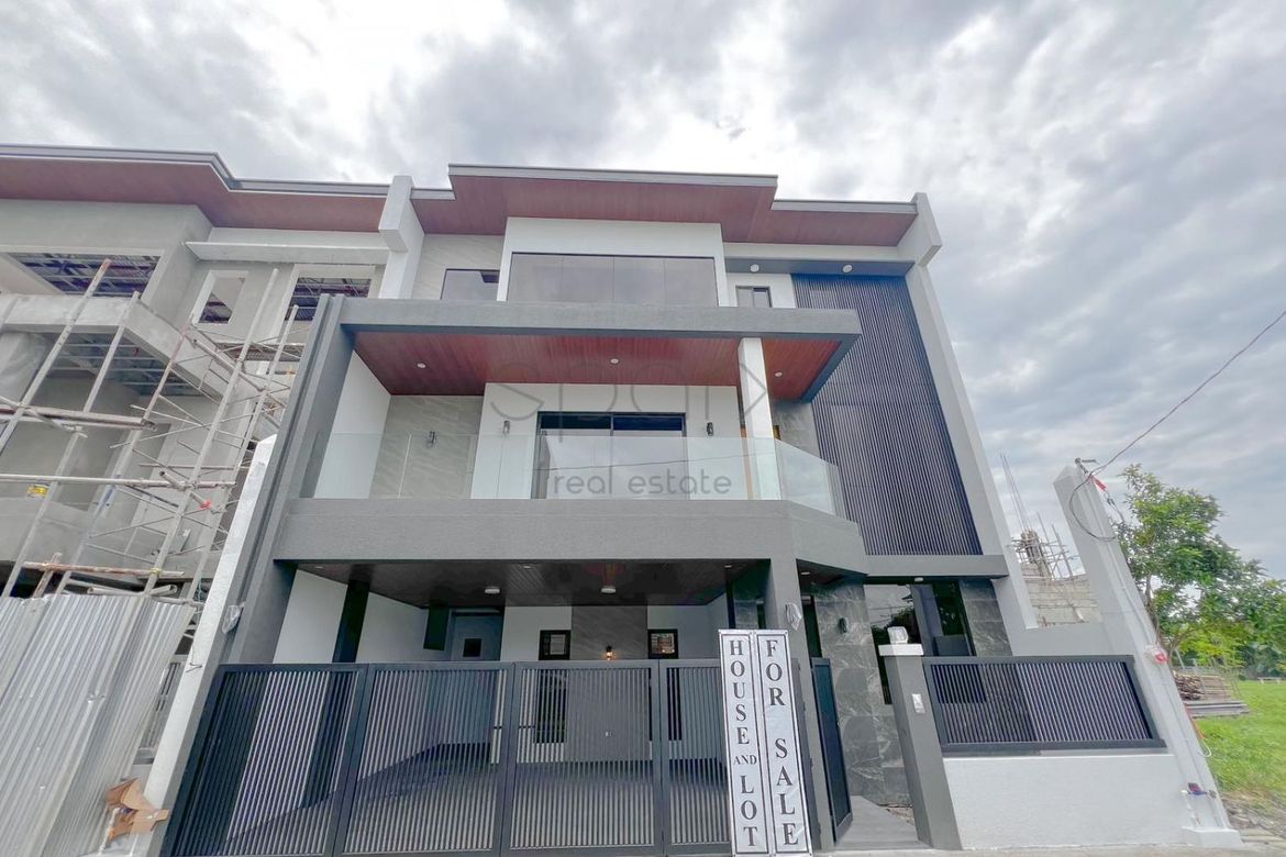 4 Bedroom House for Sale in Princeton Heights, Bayanan, Bacoor, Cavite
