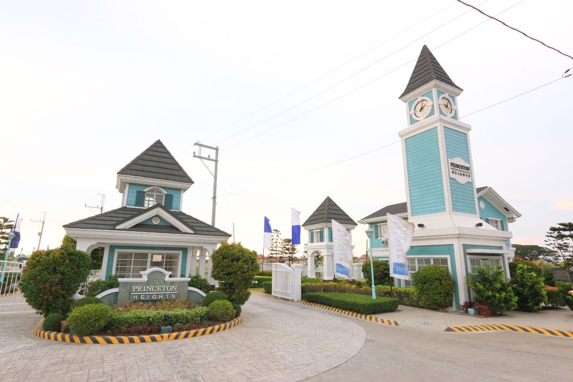 4 Bedroom House for Sale in Princeton Heights, Bayanan, Bacoor, Cavite