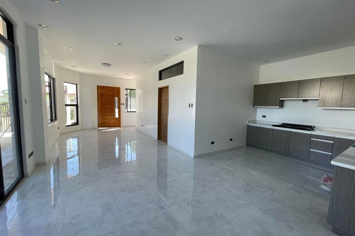 4 Bedroom House for Sale in Pulangbato, Cebu City, Cebu – photo 4