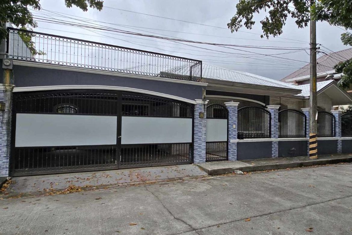 4 Bedroom House for Sale in Pulung Cacutud, Angeles, Pampanga