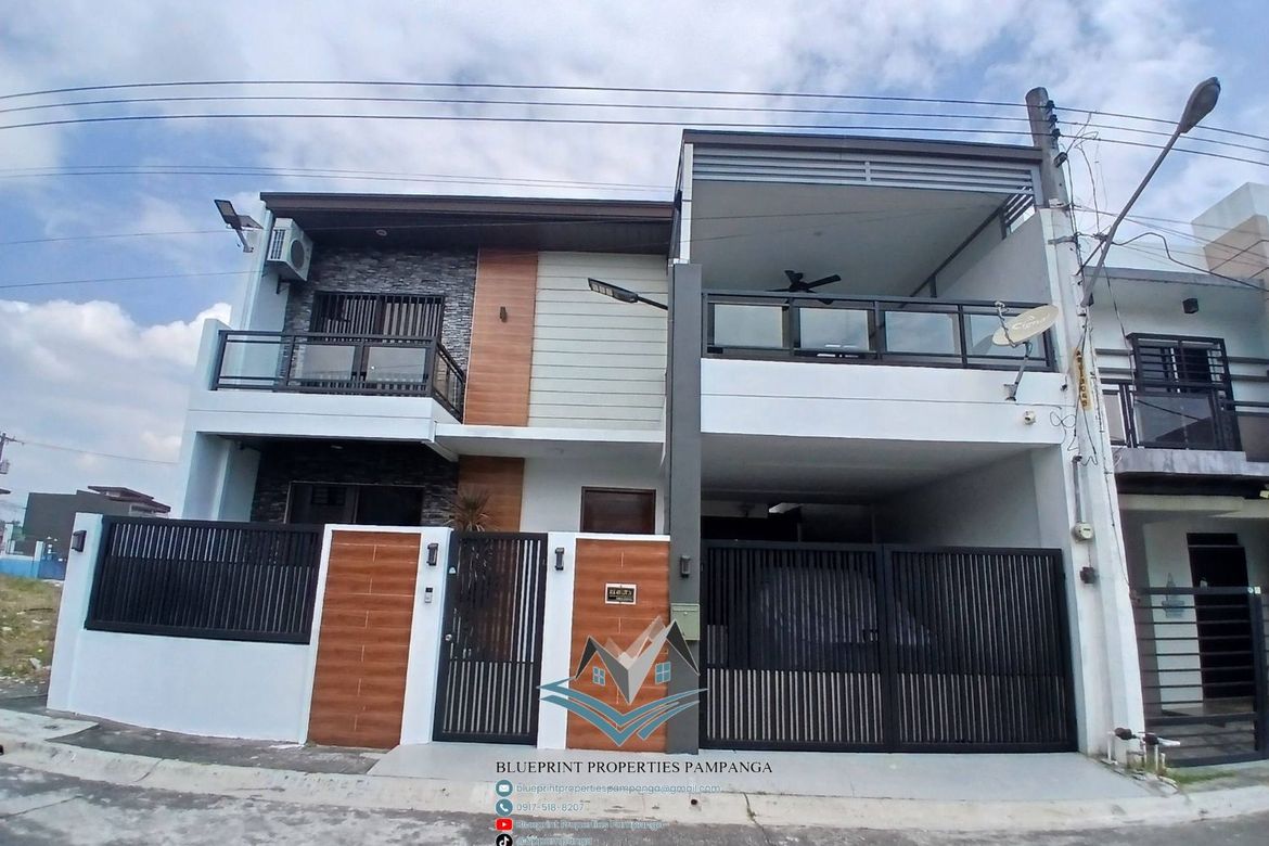 4 Bedroom House for Sale in Pulung Maragul, Angeles, Pampanga