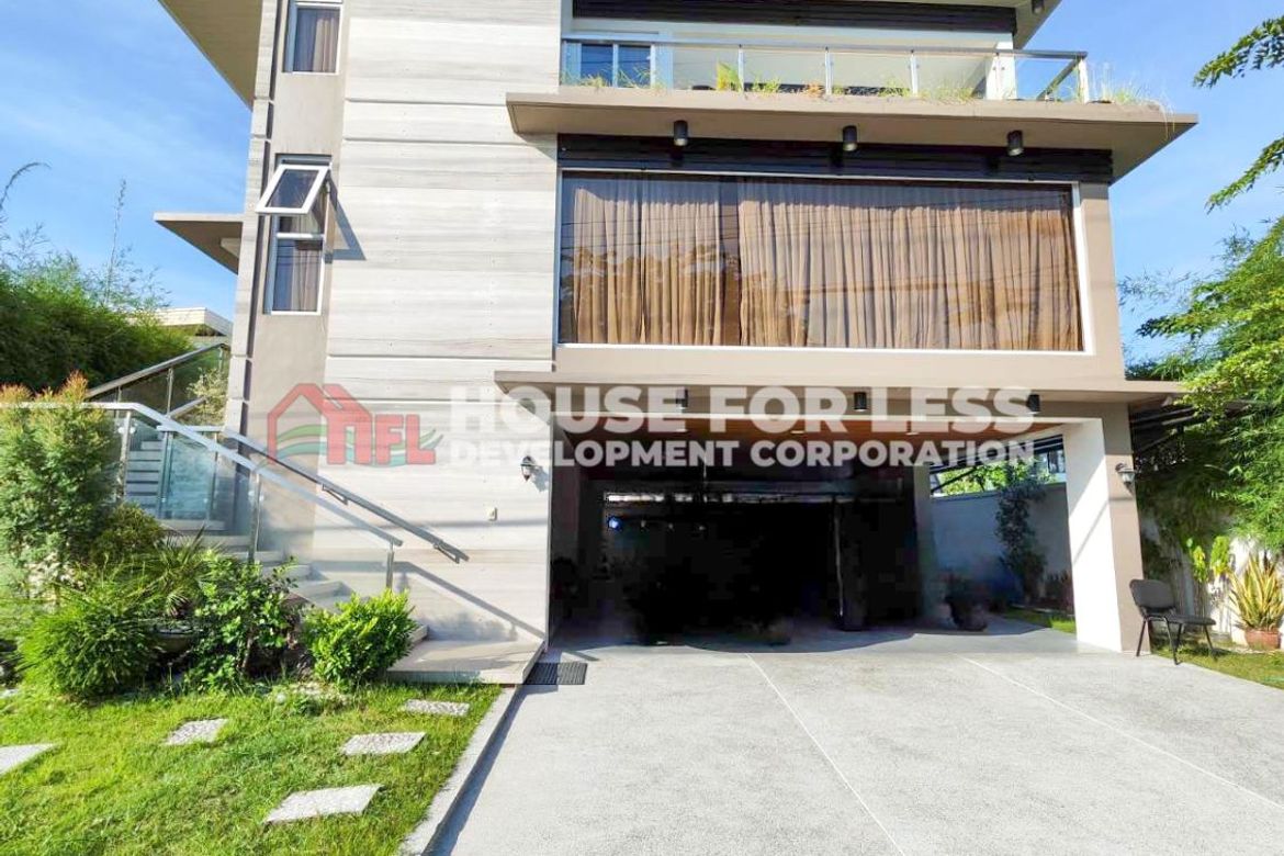 4 Bedroom House for Sale in Pulung Maragul, Angeles, Pampanga