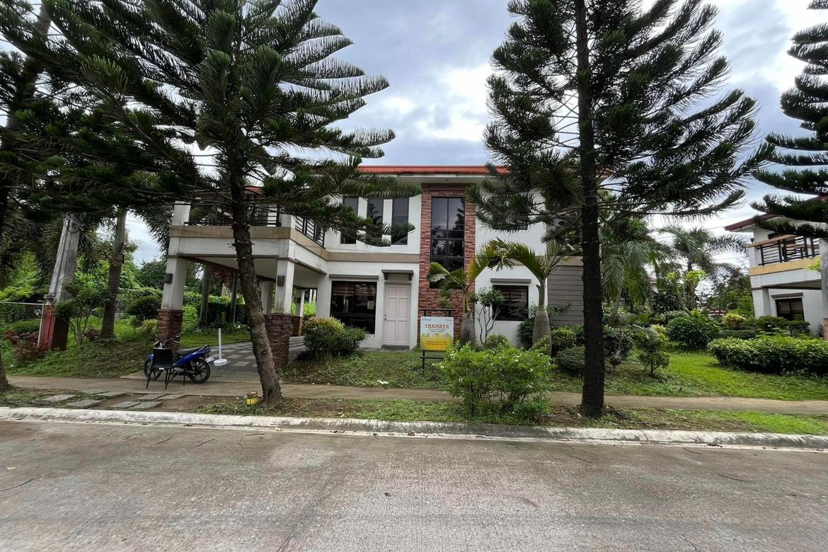 4 Bedroom House for Sale in Punta, Calamba, Laguna