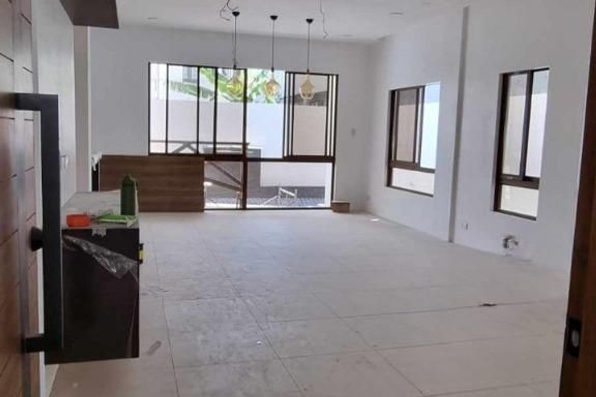 4 Bedroom House for Sale in Quiapo, Manila, Metro Manila near LRT-1 Carriedo – photo 2