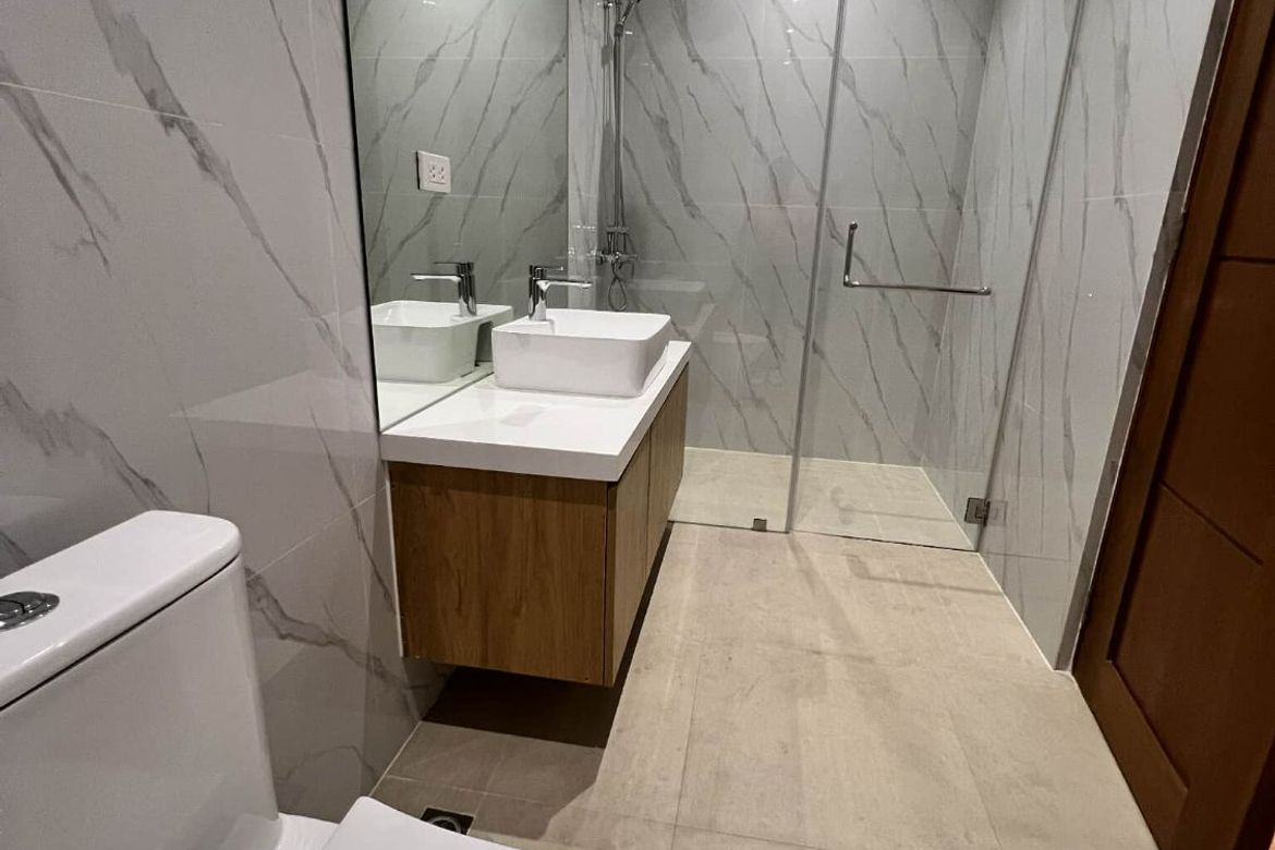 4 Bedroom House for Sale in Quirino 2-A, Quezon City, Metro Manila near LRT-2 Anonas – photo 6