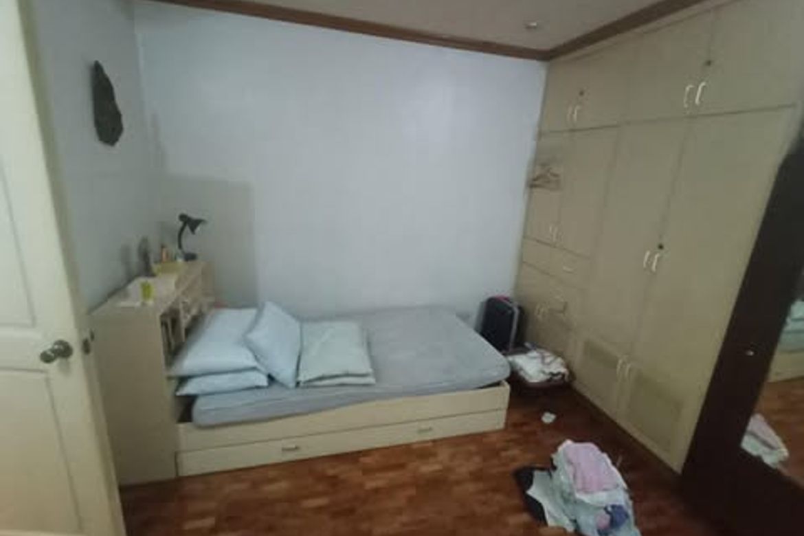 4 Bedroom House for Sale in Ramon Magsaysay, Quezon City, Metro Manila near LRT-1 Roosevelt – photo 7