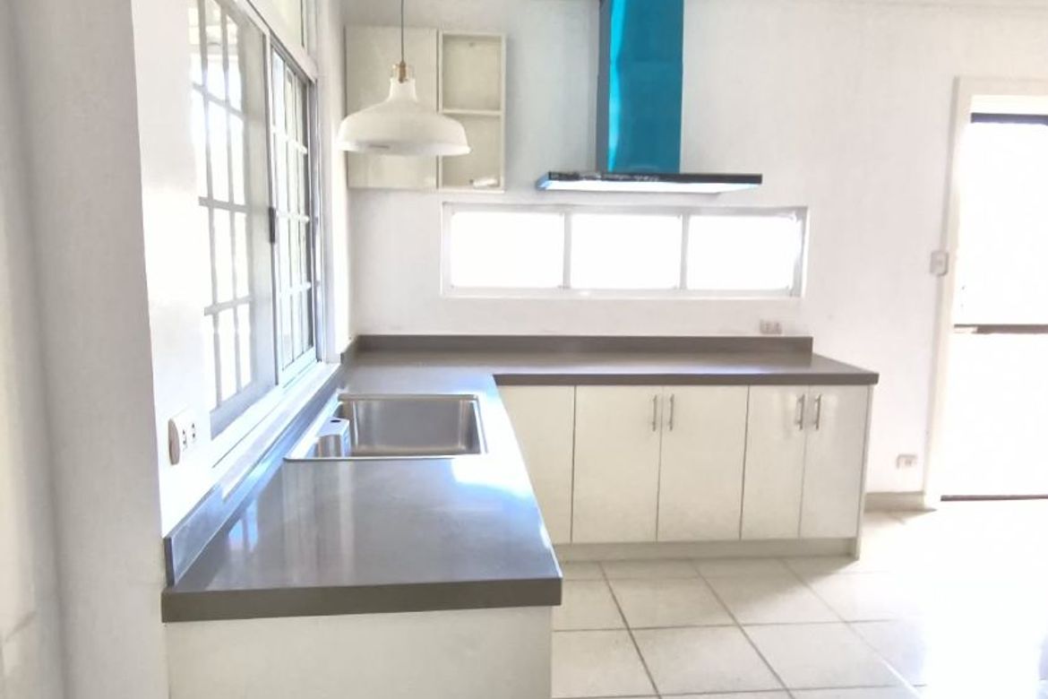 4 Bedroom House for Sale in Rizal Monument Area, Baguio, Benguet – photo 5
