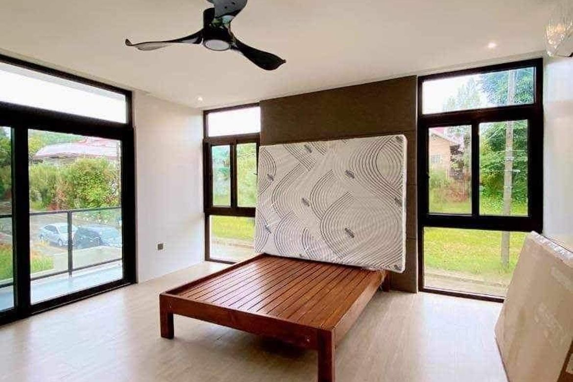 4 Bedroom House for Sale in Royale Tagaytay Estates, Buck Estate, Alfonso, Cavite – photo 5