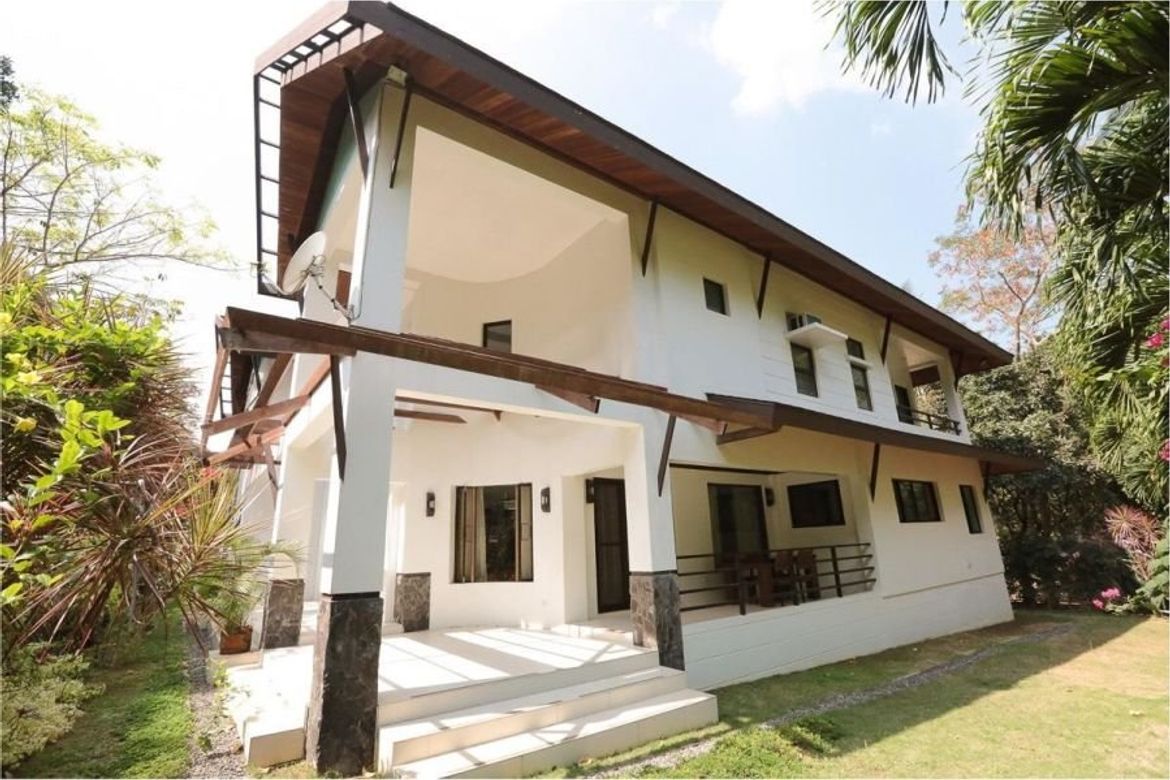 4 Bedroom House for Sale in Sabang, Morong, Bataan