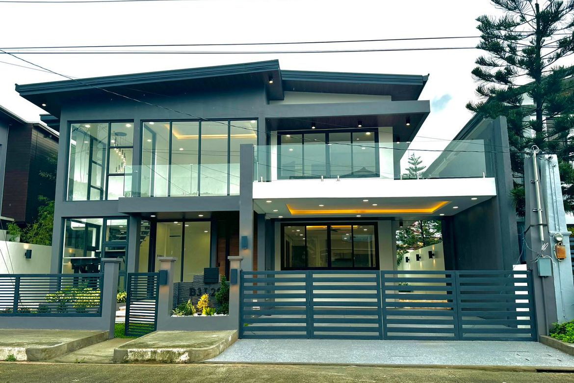 4 Bedroom House for Sale in Salawag, Dasmariñas, Cavite