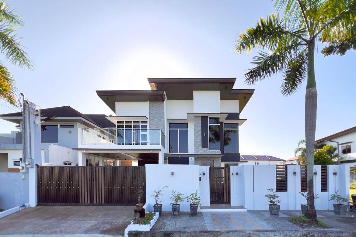 4 Bedroom House for Sale in San Agustin, San Fernando, Pampanga