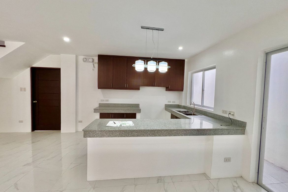 4 Bedroom House for Sale in San Andres, Cainta, Rizal – photo 4
