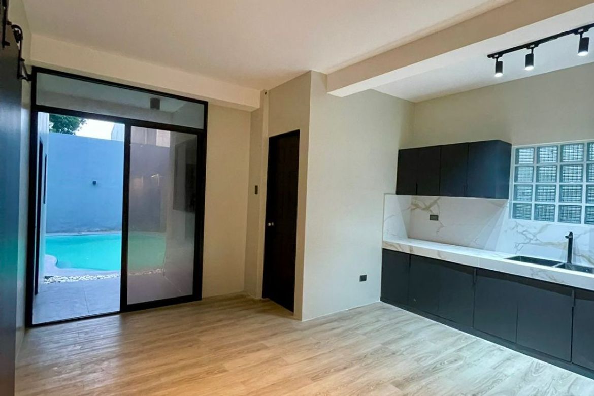 4 Bedroom House for Sale in San Andres, Cainta, Rizal – photo 3