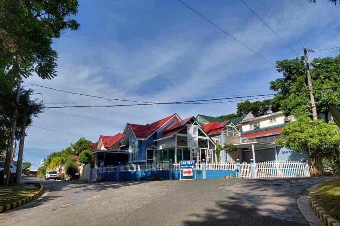 4 Bedroom House for Sale in San Antonio, San Pedro, Laguna – photo 6