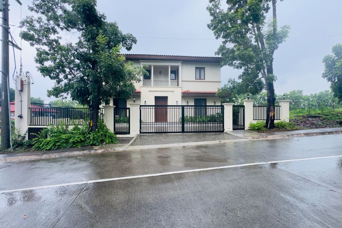 4 Bedroom House for Sale in San Francisco, Biñan, Laguna – photo 2